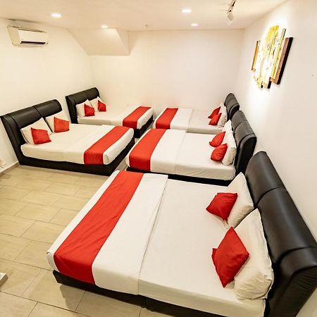 Mary J Hotel Family 10 Pax Room كوتا بْهارو المظهر الخارجي الصورة