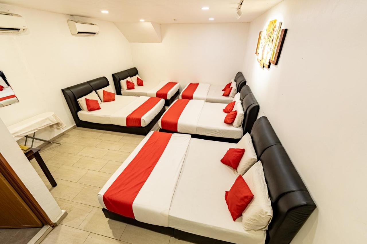 Mary J Hotel Family 10 Pax Room كوتا بْهارو المظهر الخارجي الصورة